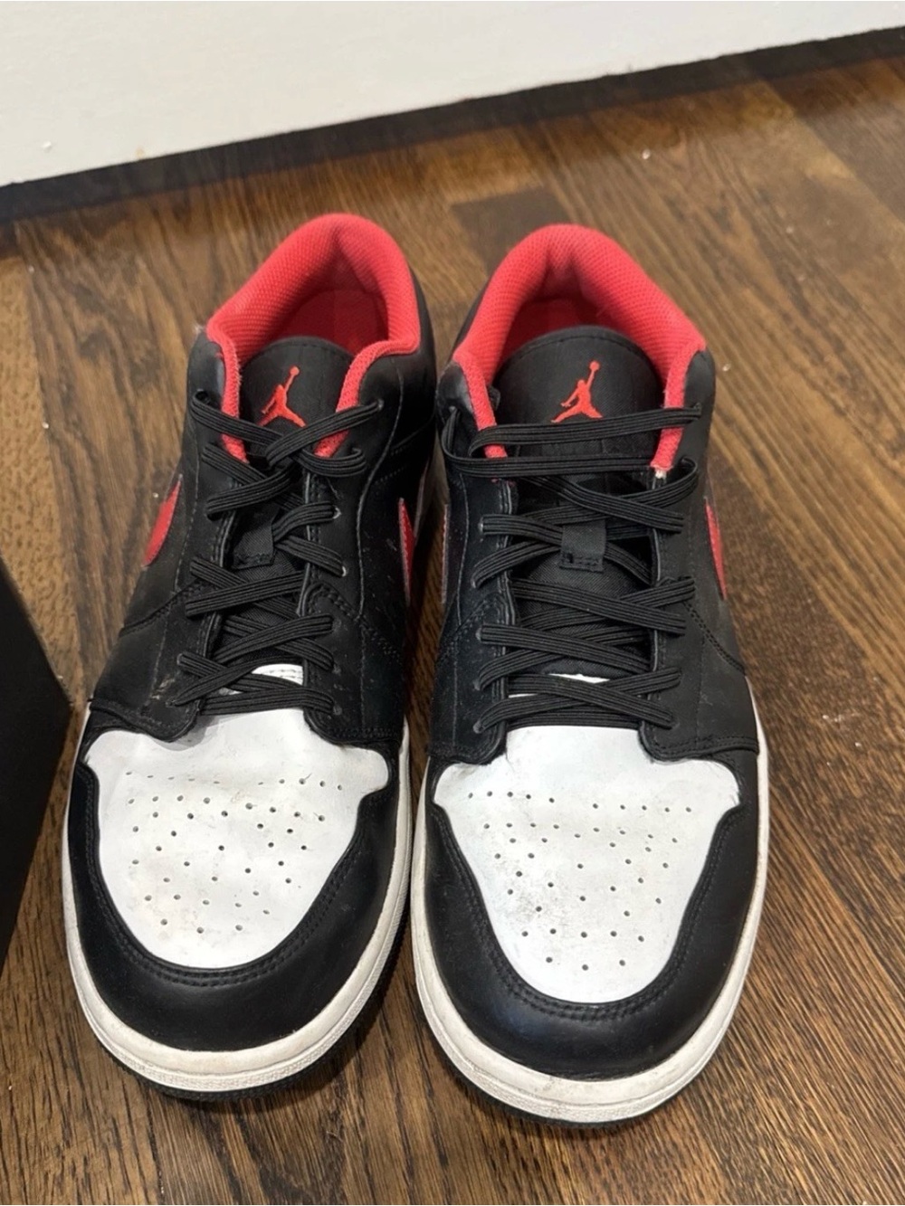 Nike Jordan 1 Low Top Sneakers - Black/White/Red